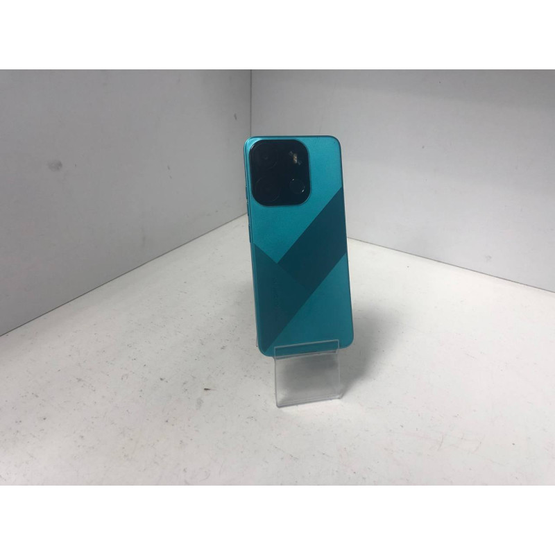 Мобильный телефон Tecno Spark Go 2023 3/64 GB            
            б/у