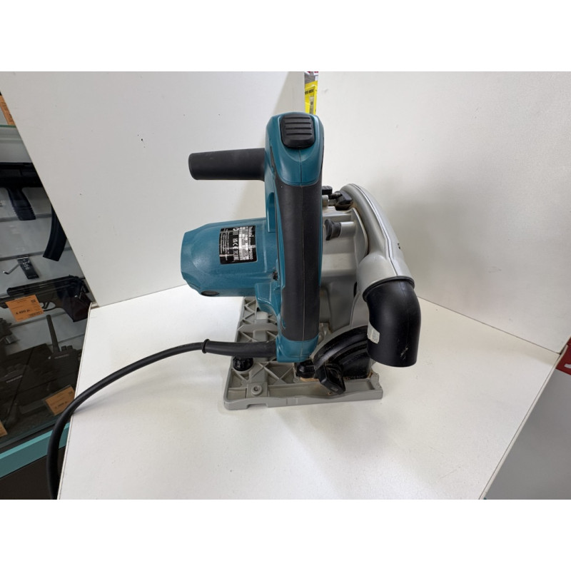 Циркулярная (дисковая) пила Makita SP6000            
            б/у