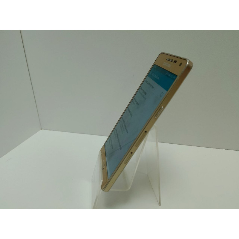 Мобильный телефон Samsung Galaxy A5 SM-A500F (2015) 2/16 GB            
            б/у