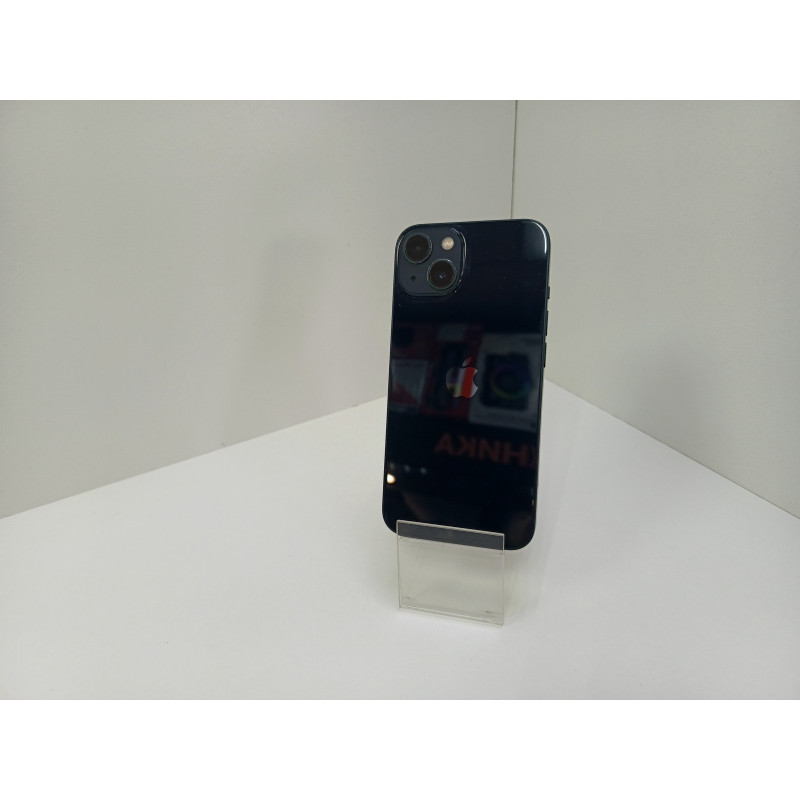 Мобильный телефон Apple iPhone 13 4/128 GB            
            б/у