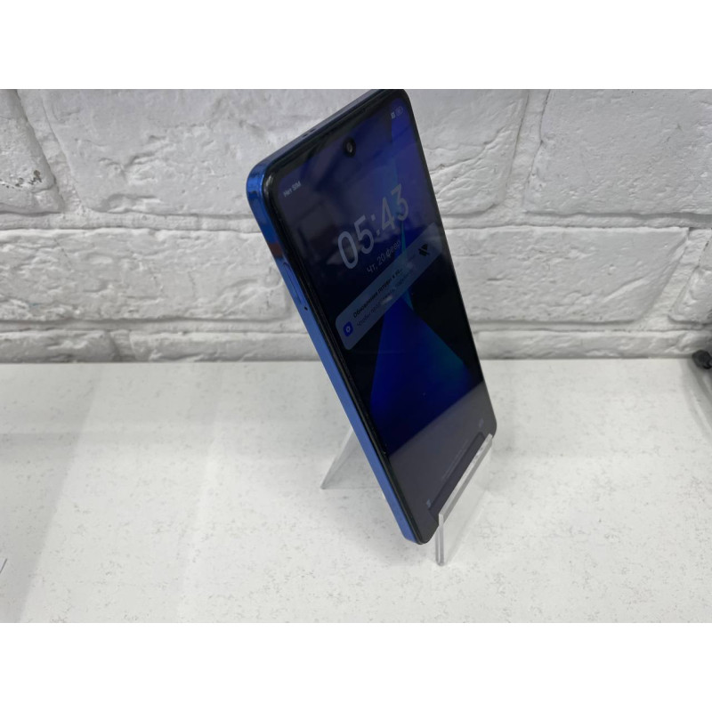 Мобильный телефон Tecno Pova 5 8/256 GB            
            б/у