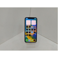 Мобильный телефон Apple iPhone X 3/64 GB            
            б/у