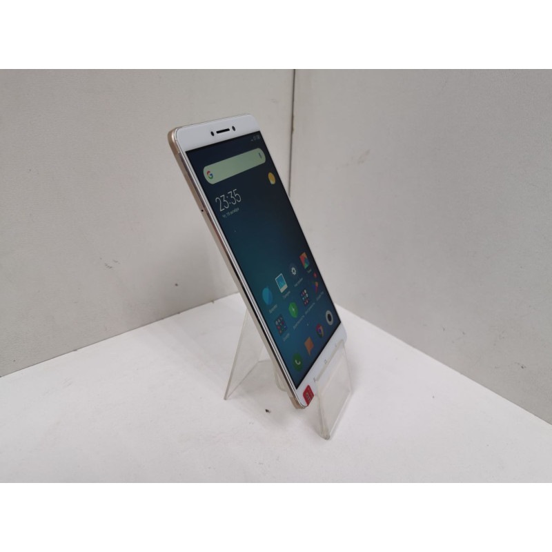 Мобильный телефон Xiaomi Mi Max 3/64 GB            
            б/у