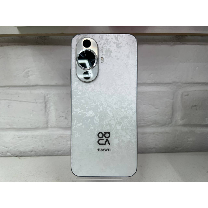 Мобильный телефон Huawei Nova 12s 8/256 GB            
            б/у