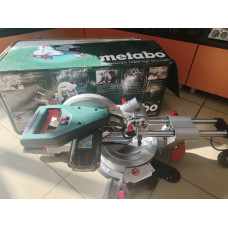 Торцовочная пила Metabo KGS 216 M