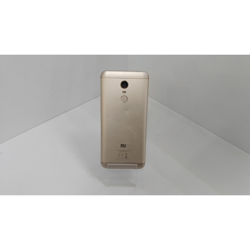 Мобильный телефон Xiaomi Redmi 5 Plus 4/64 GB.            
            б/у