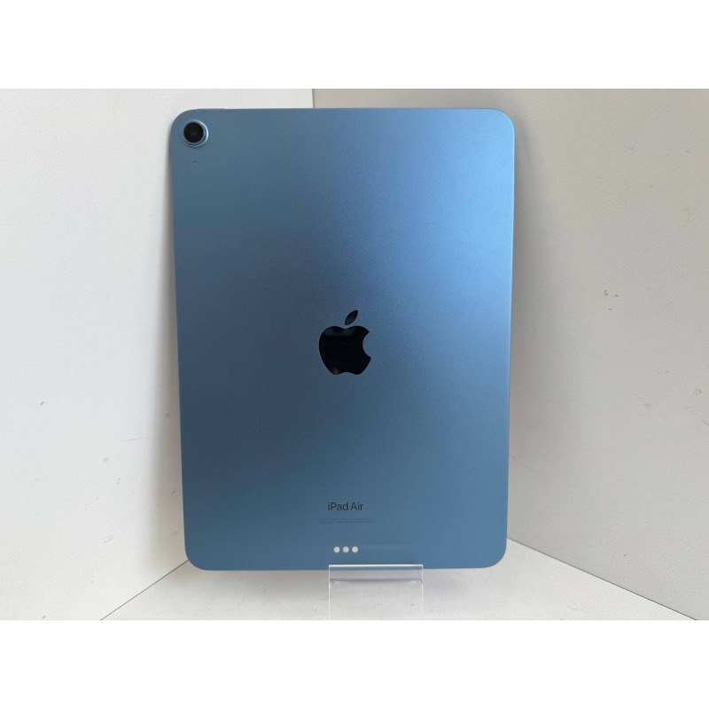 Планшет без SIM-карты Apple iPad Air 2022 Wi-Fi 8/64GB            
            б/у