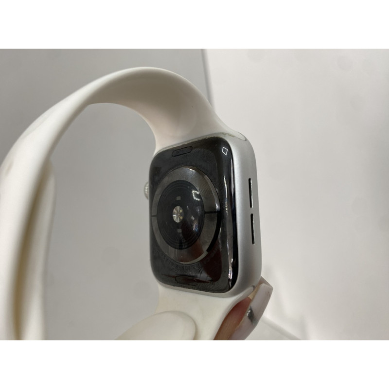 Умные Часы Apple Watch Series 6 44mm            
            б/у