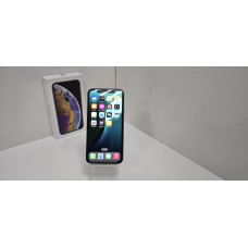 Мобильный телефон Apple iPhone XS 4/256 GB            
            б/у