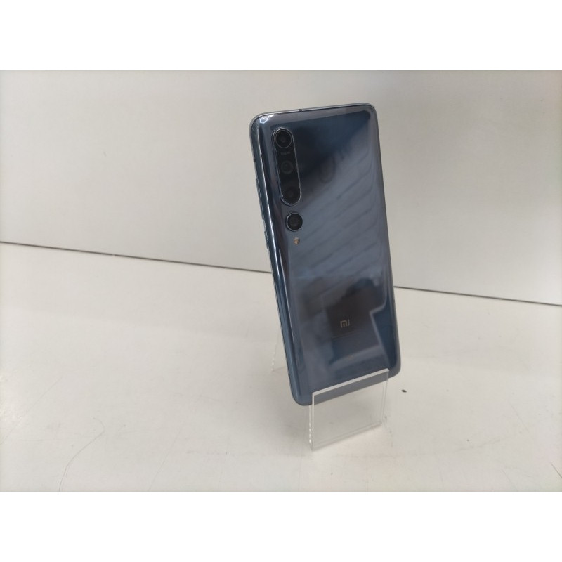 Мобильный телефон Xiaomi Mi 10 8/256 GB            
            б/у