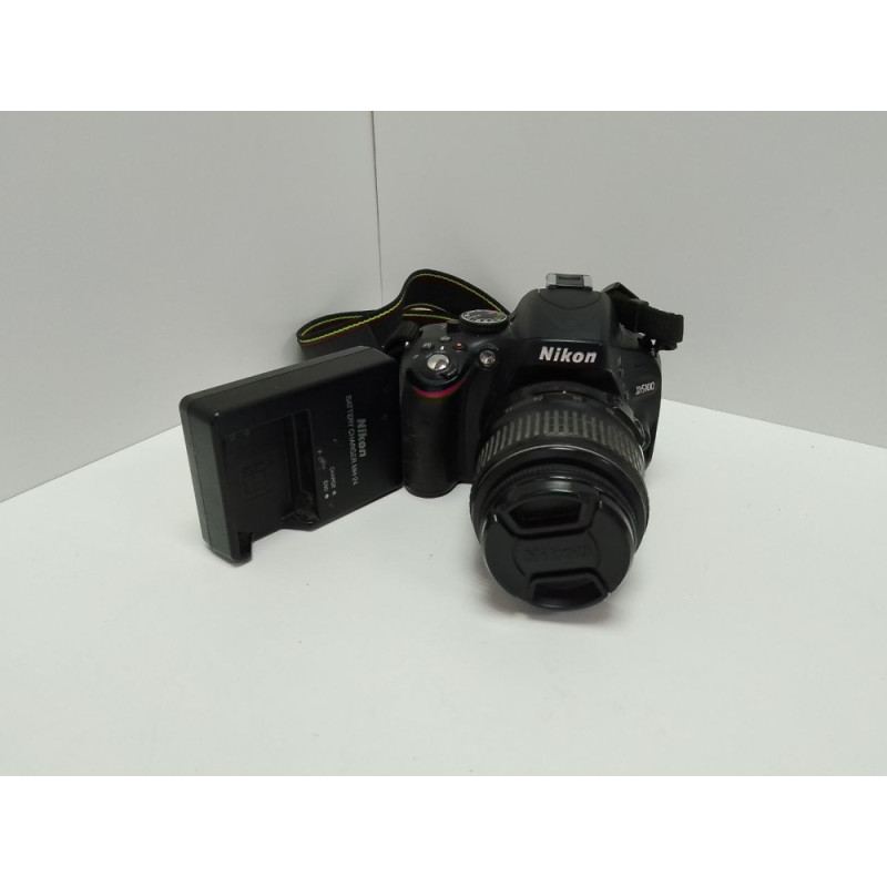 Фотоаппарат зеркальный Nikon D5100            
            б/у