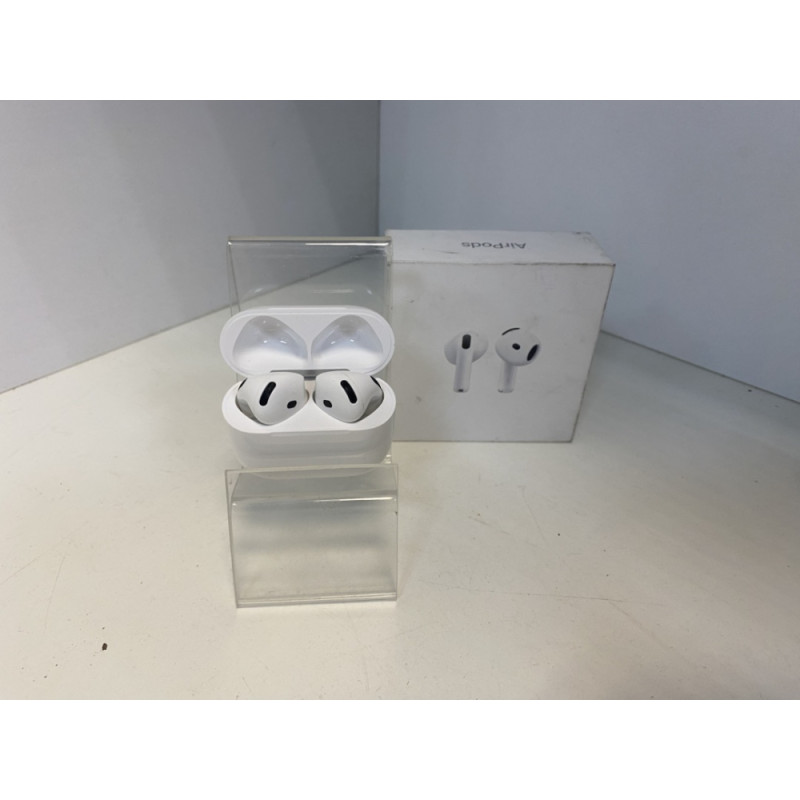 Наушники Беспроводные Внутриканальные Apple AirPods 4            
            б/у
