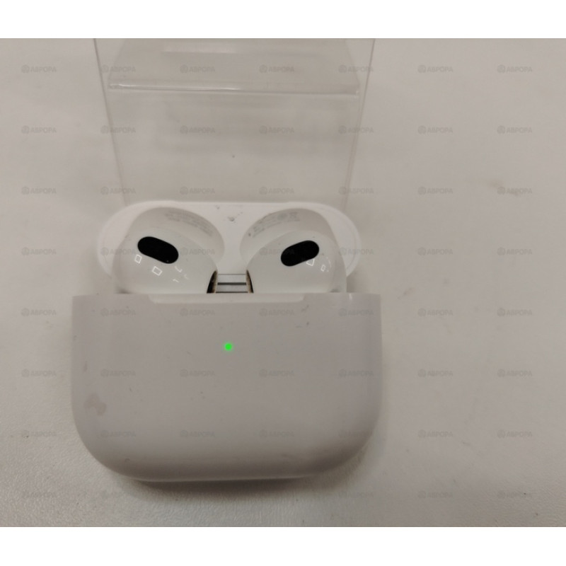 Наушники Беспроводные Внутриканальные Apple AirPods 3            
            б/у