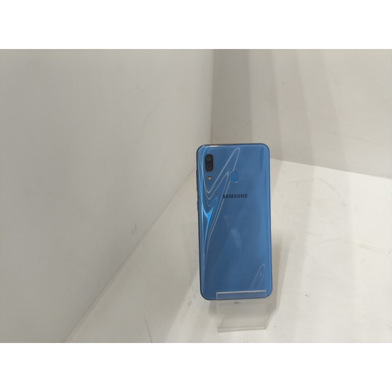 Мобильный телефон Samsung Galaxy A30 3/32 GB            
            б/у