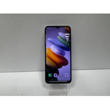 Мобильный телефон Tecno Spark 8C 4/64 GB            
            б/у