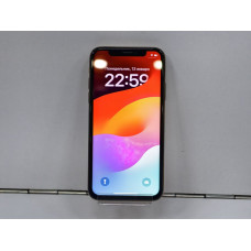 Мобильный телефон Apple iPhone X 3/64 GB            
            б/у