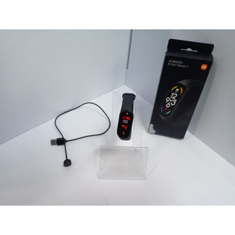 Фитнес-браслеты Xiaomi Mi Smart Band 7            
            б/у
