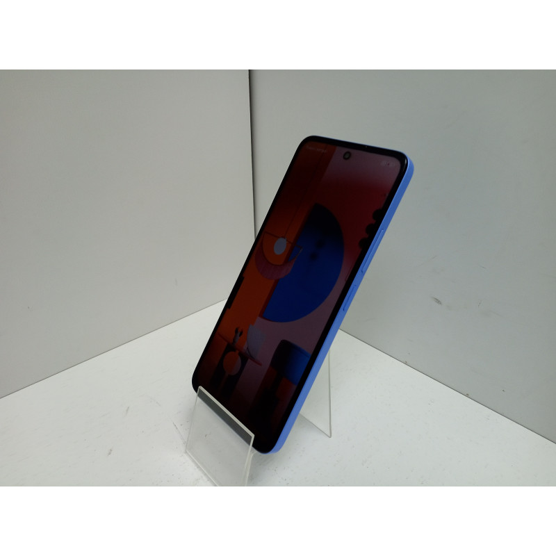 Мобильный телефон Xiaomi Redmi 12 4/128 GB            
            б/у