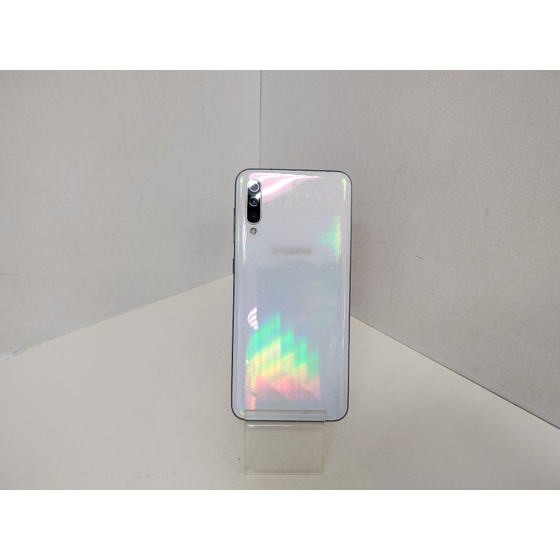 Мобильный телефон Samsung Galaxy A50 4/64 GB            
            б/у