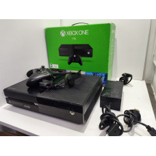 Игровые приставки Xbox One 1 ТБ            
            б/у