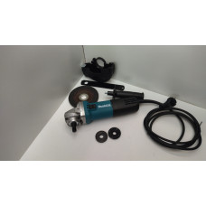Болгарка Makita 9558HNR