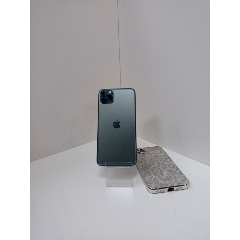 Мобильный телефон Apple iPhone 11 Pro Max 4/64 GB            
            б/у