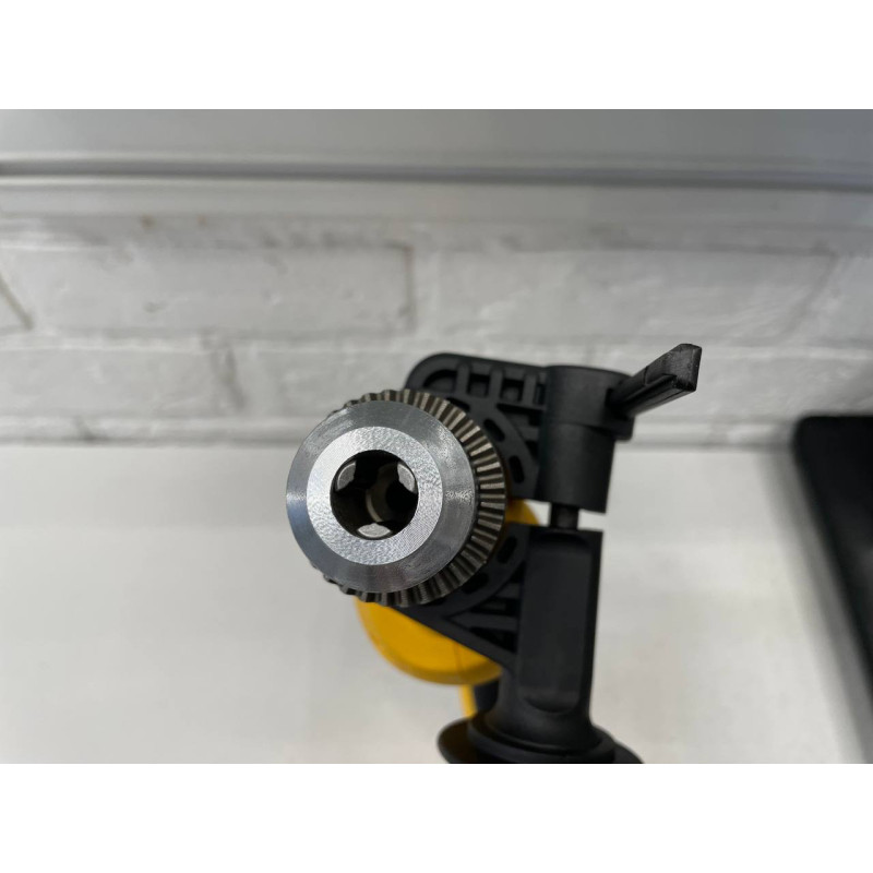 Дрель DeWALT DWD024            
            б/у