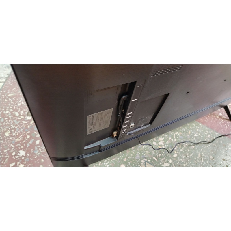 Телевизор Samsung UE50CU7100            
            б/у