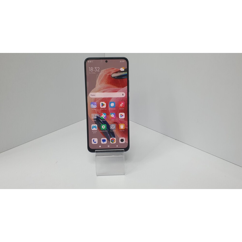 Мобильный телефон Xiaomi Redmi Note 12 8/256 GB            
            б/у
