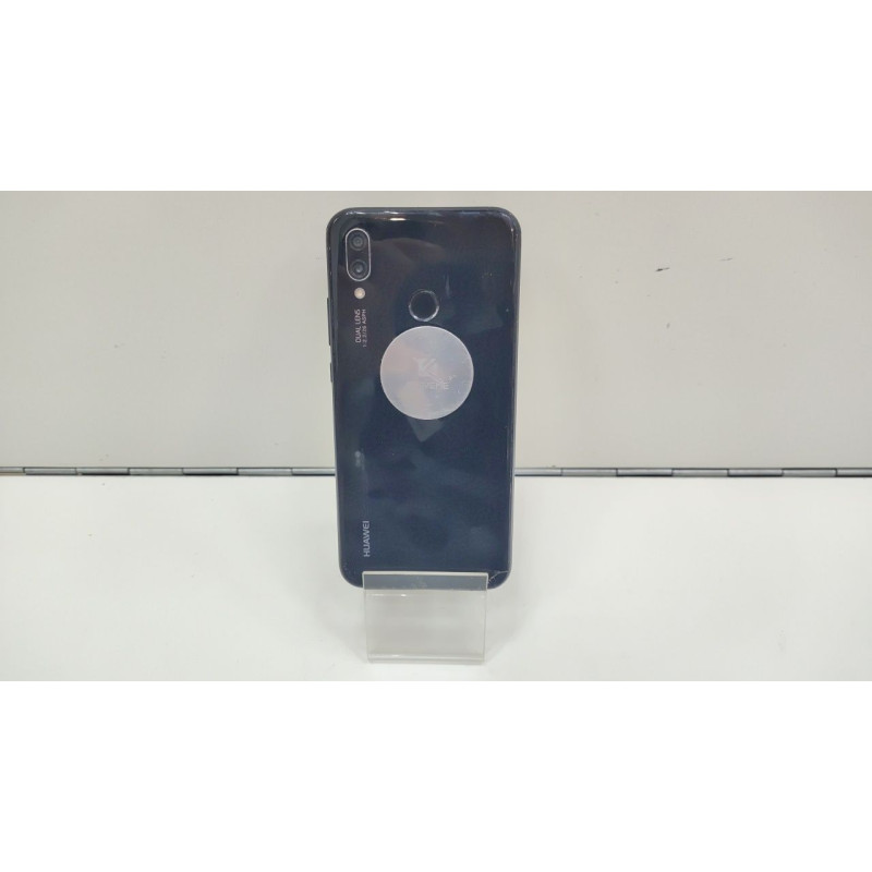 Мобильный телефон Huawei P20 Lite 4/64 GB.            
            б/у