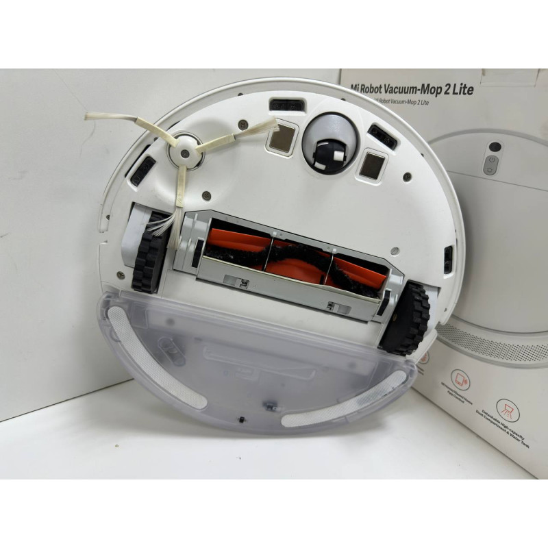 Робот-пылесос Xiaomi Mi Robot Vacuum-Mop 2 Lite            
            б/у