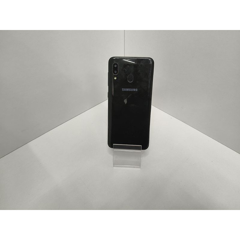 Мобильный телефон Samsung Galaxy A20 3/32 GB            
            б/у