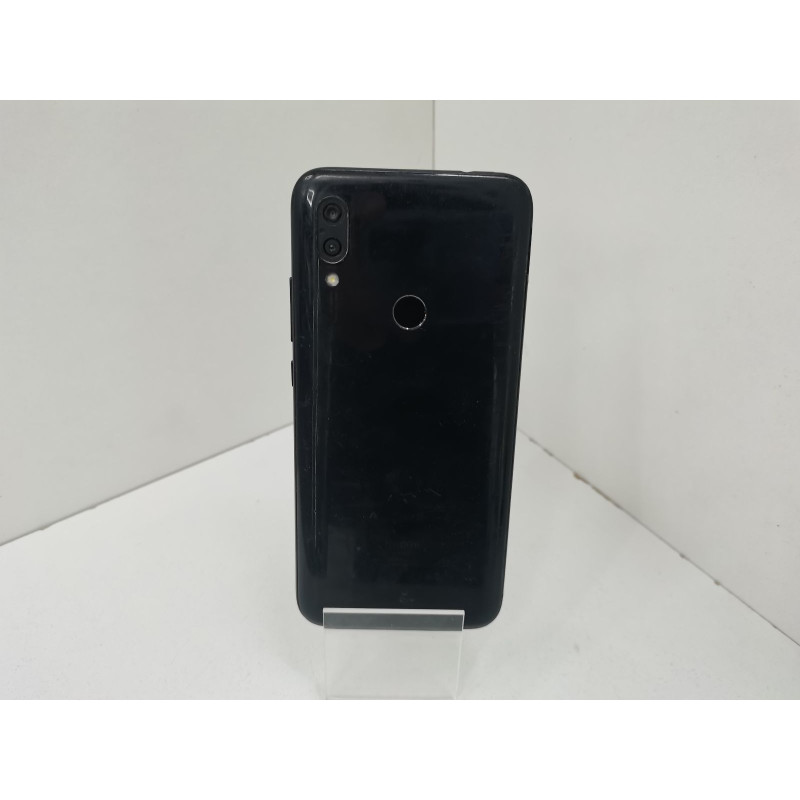 Мобильный телефон Xiaomi Redmi 7 3/32 GB            
            б/у
