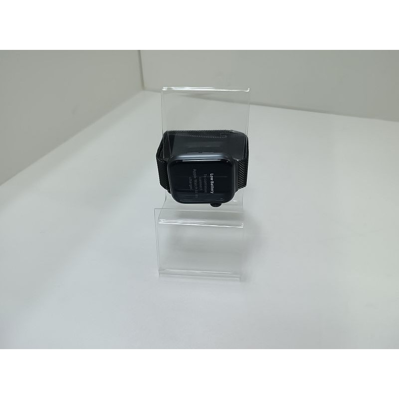 Умные Часы Apple Watch SE 40mm            
            б/у