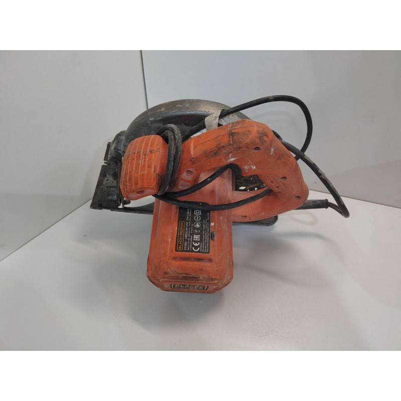 Циркулярная (дисковая) пила Black&Decker CS1004            
            б/у