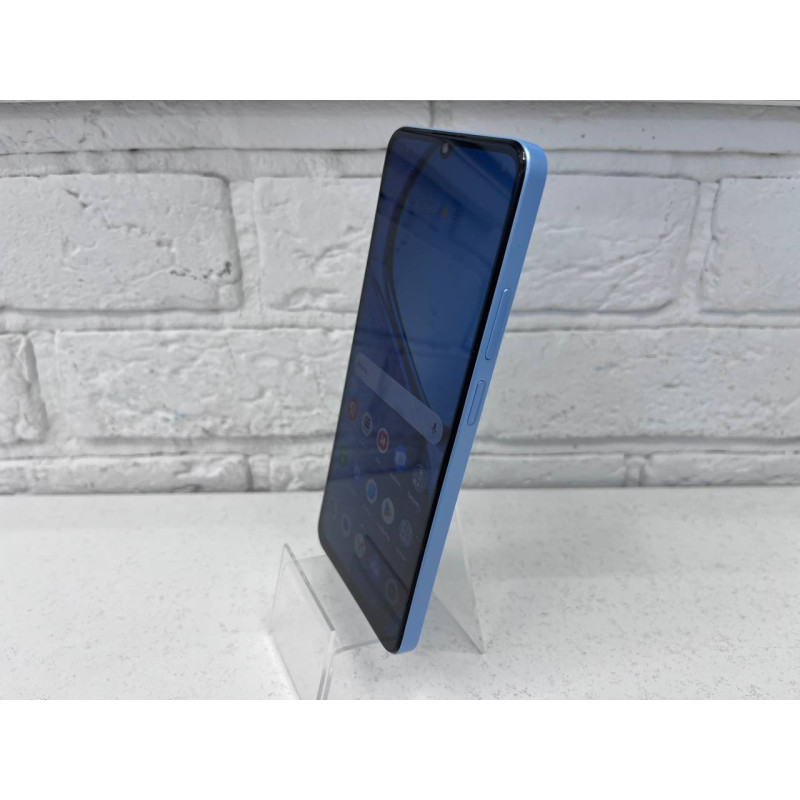 Мобильный телефон REALME Note 50 3/64 GB            
            б/у