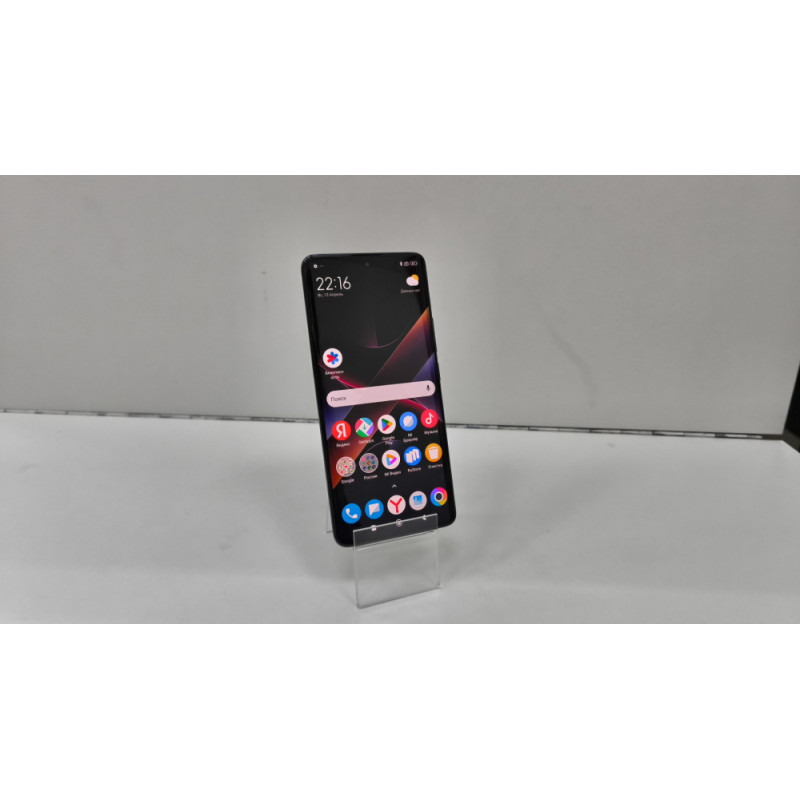 Мобильный телефон Tecno Camon 19 Pro 8/128 GB            
            б/у