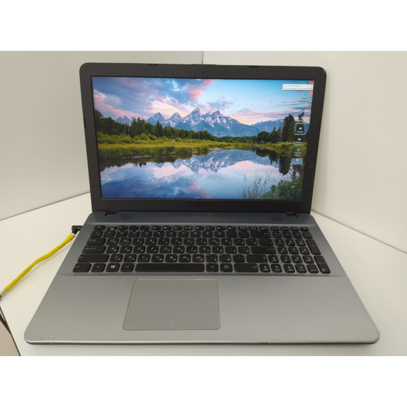 Ноутбук ASUS D541N            
            б/у