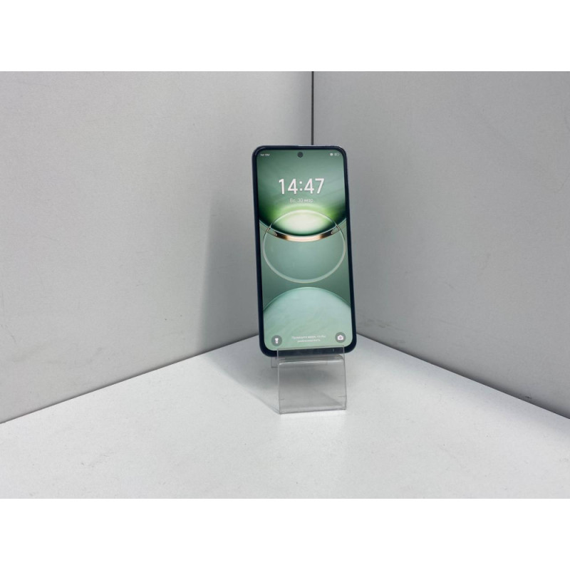 Мобильный телефон Tecno SPARK 30 Pro 8/128 GB            
            б/у