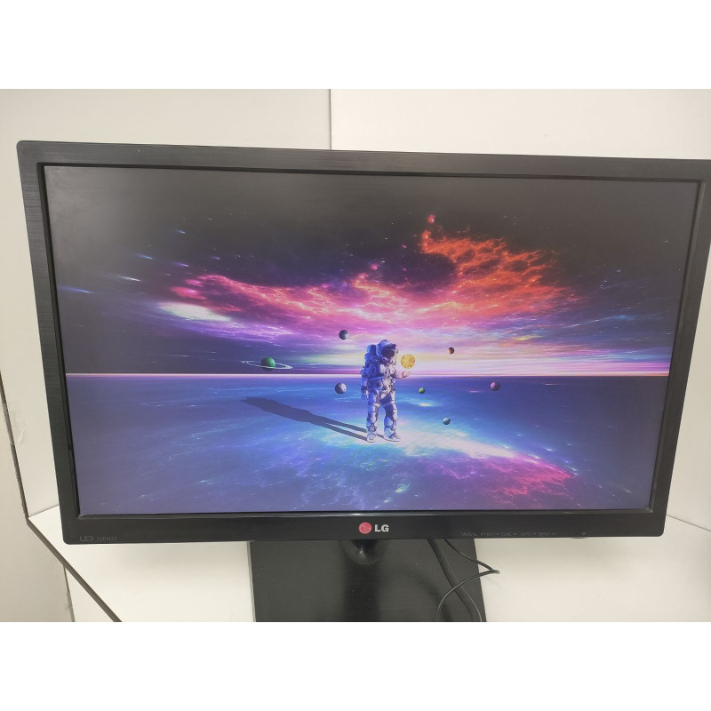 Мониторы LG 22EN33S            
            б/у