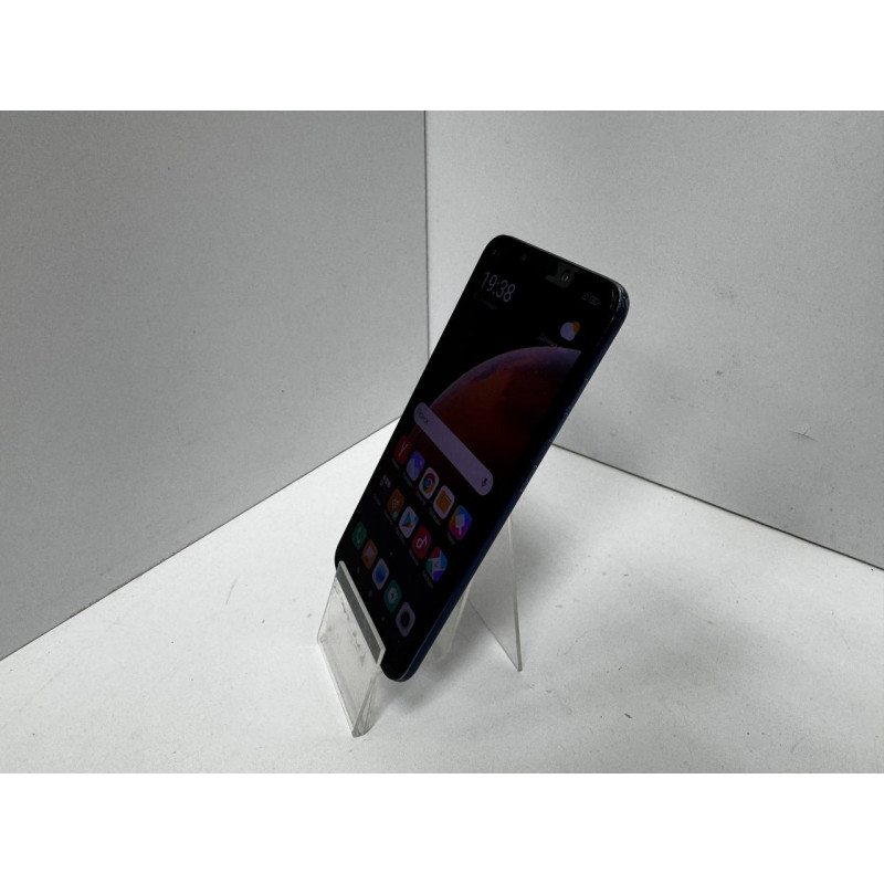Мобильный телефон Xiaomi Pocophone F1 6/128 GB            
            б/у