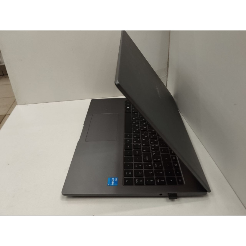 Ноутбук Honor BRN-F56            
            б/у