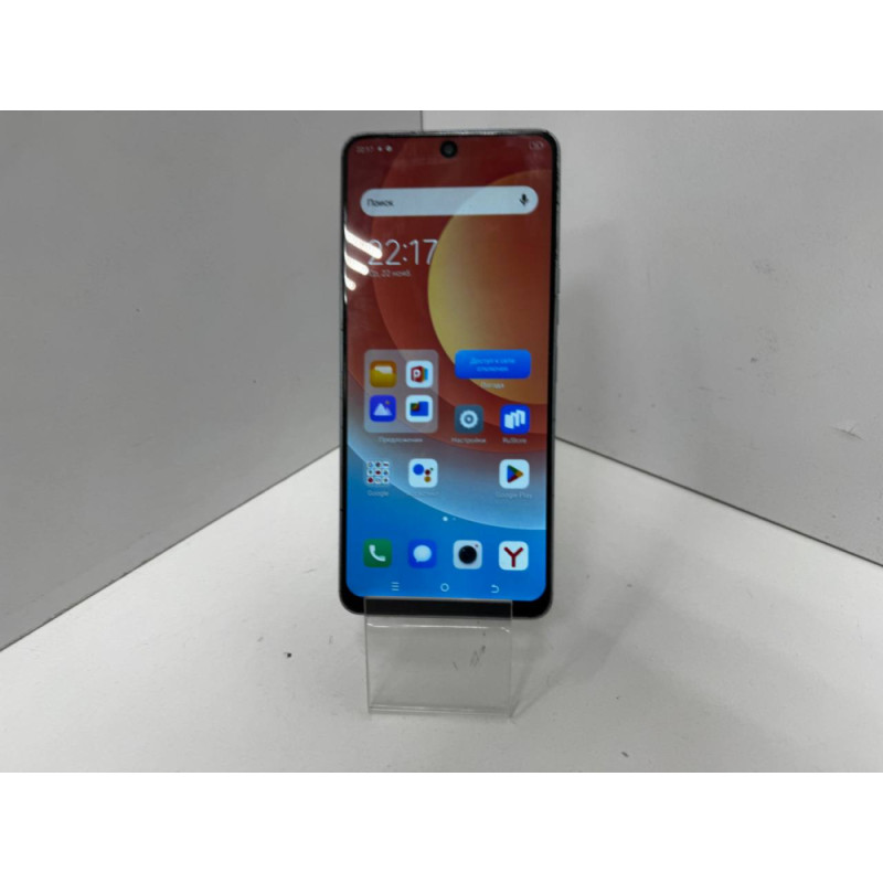 Мобильный телефон Tecno CAMON 19 6/128 GB            
            б/у