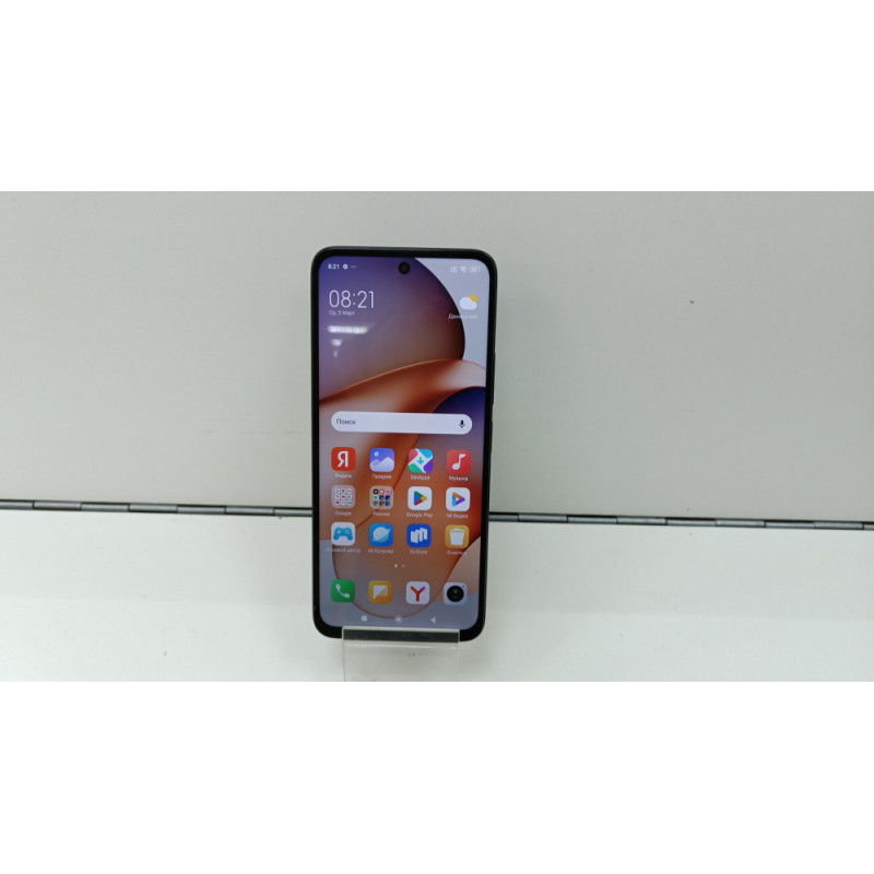 Мобильный телефон Xiaomi Redmi 13 6/128 GB            
            б/у