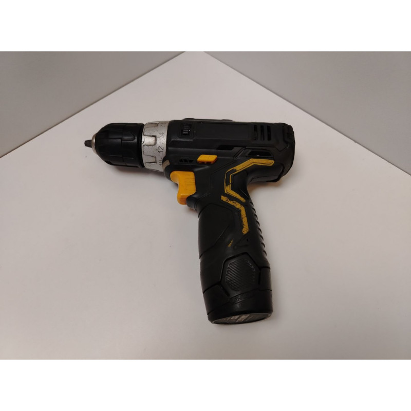Шуруповерт DEKO 12V            
            б/у