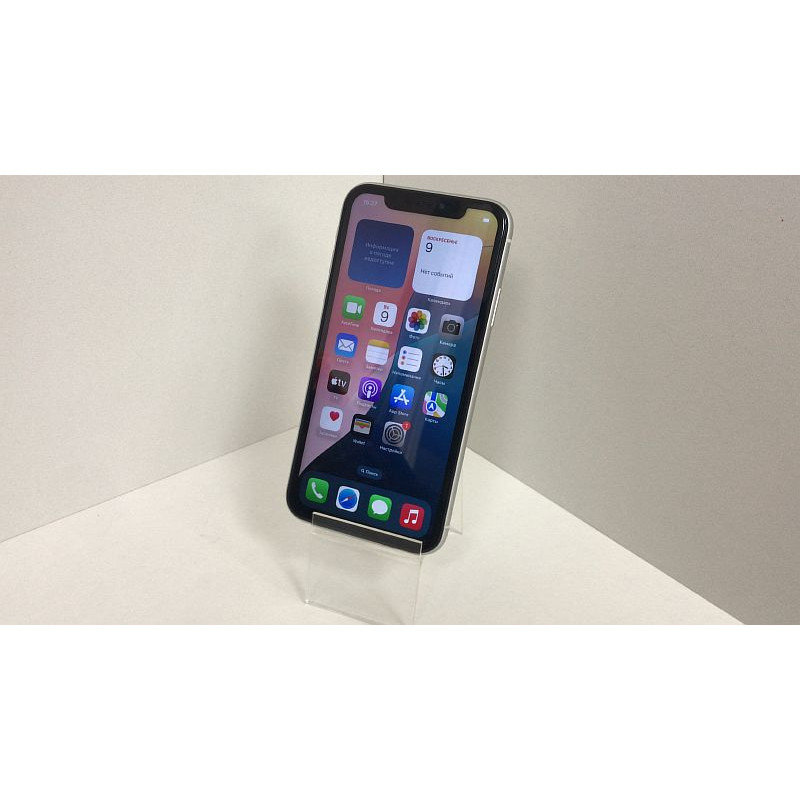 Мобильный телефон Apple iPhone XR 3/128 GB            
            б/у