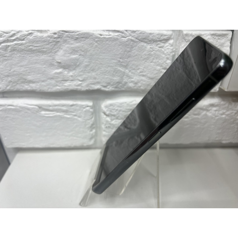 Мобильный телефон Samsung Galaxy S23 8/256 GB            
            б/у