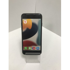 Мобильный телефон Apple iPhone 7 2/32 GB            
            б/у