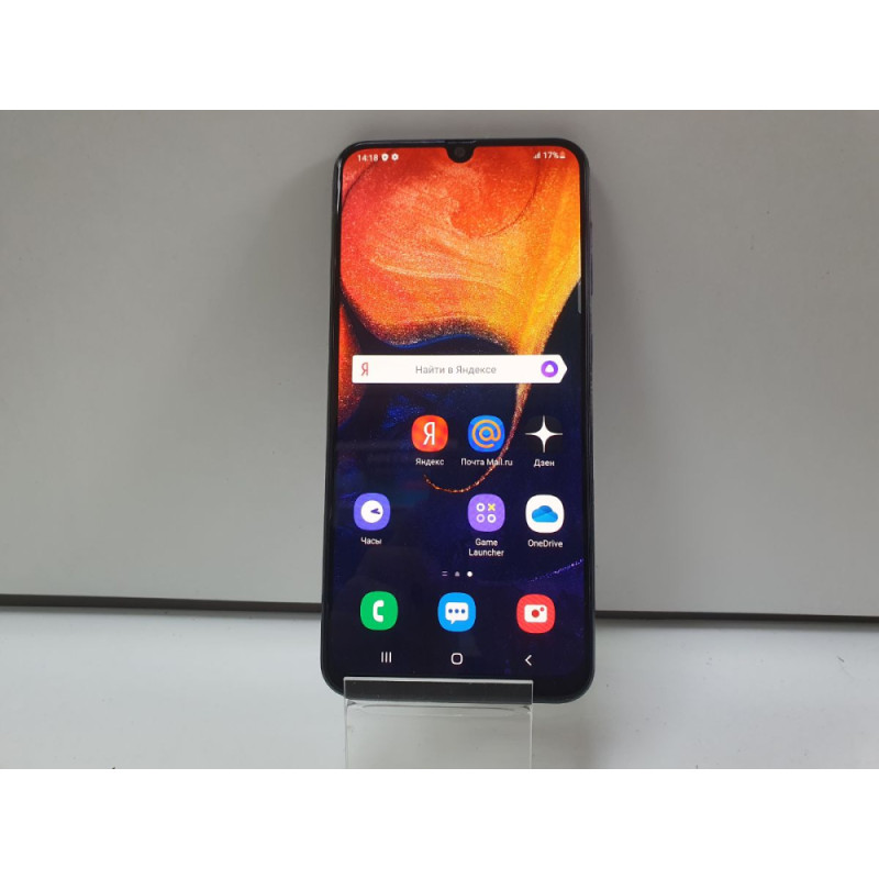 Мобильный телефон Samsung Galaxy A50 6/128 GB            
            б/у