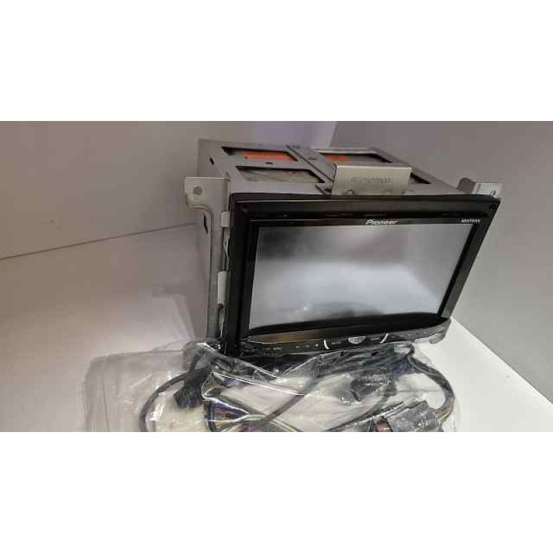 Автомагнитола Pioneer AVH-X4500DVD            
            б/у